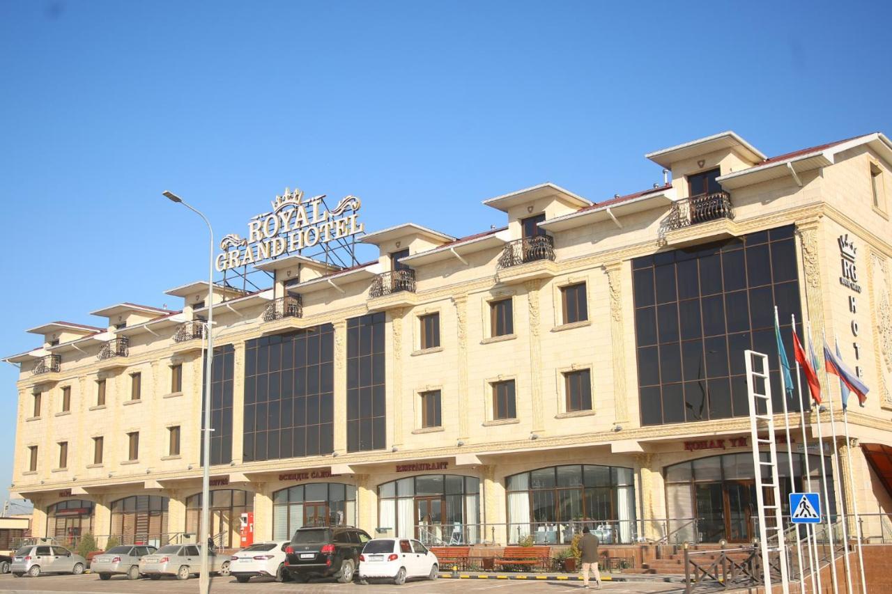 Royal Grand Hotel, Turkistan Extérieur photo