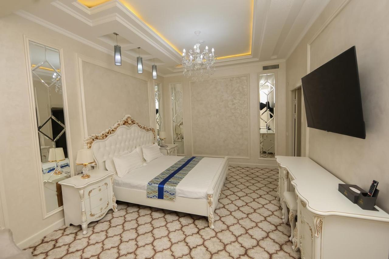 Royal Grand Hotel, Turkistan Extérieur photo